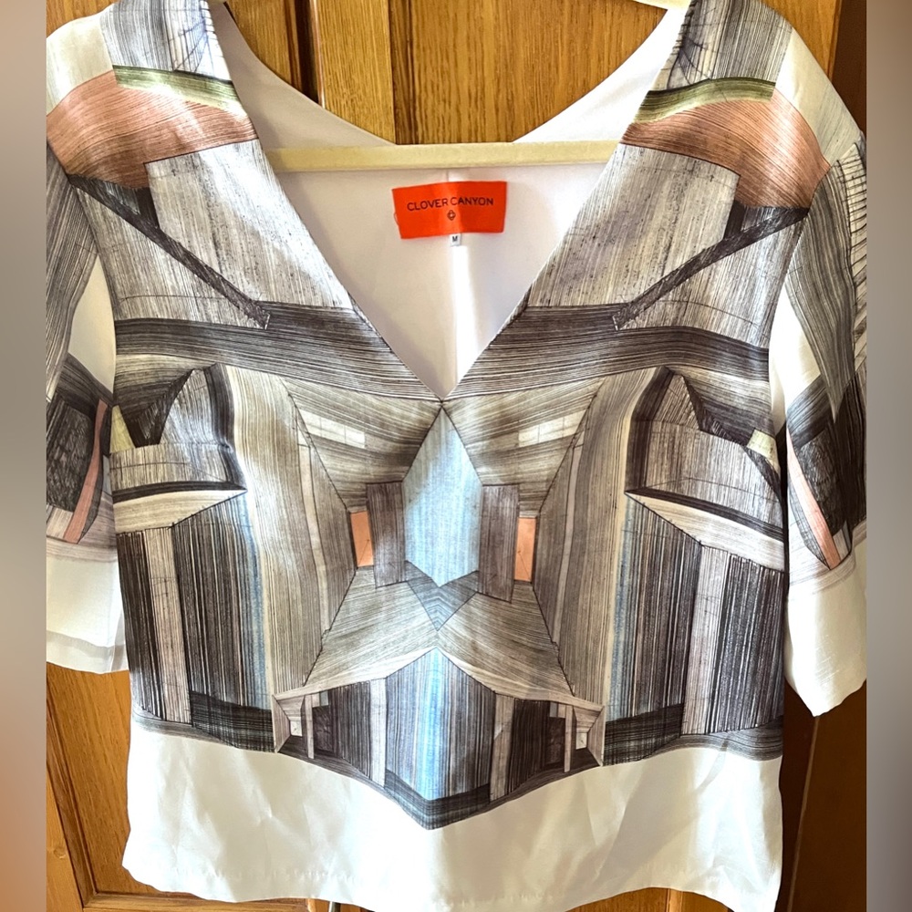 Clover Canyon White Gray Graphic Crop Blouse